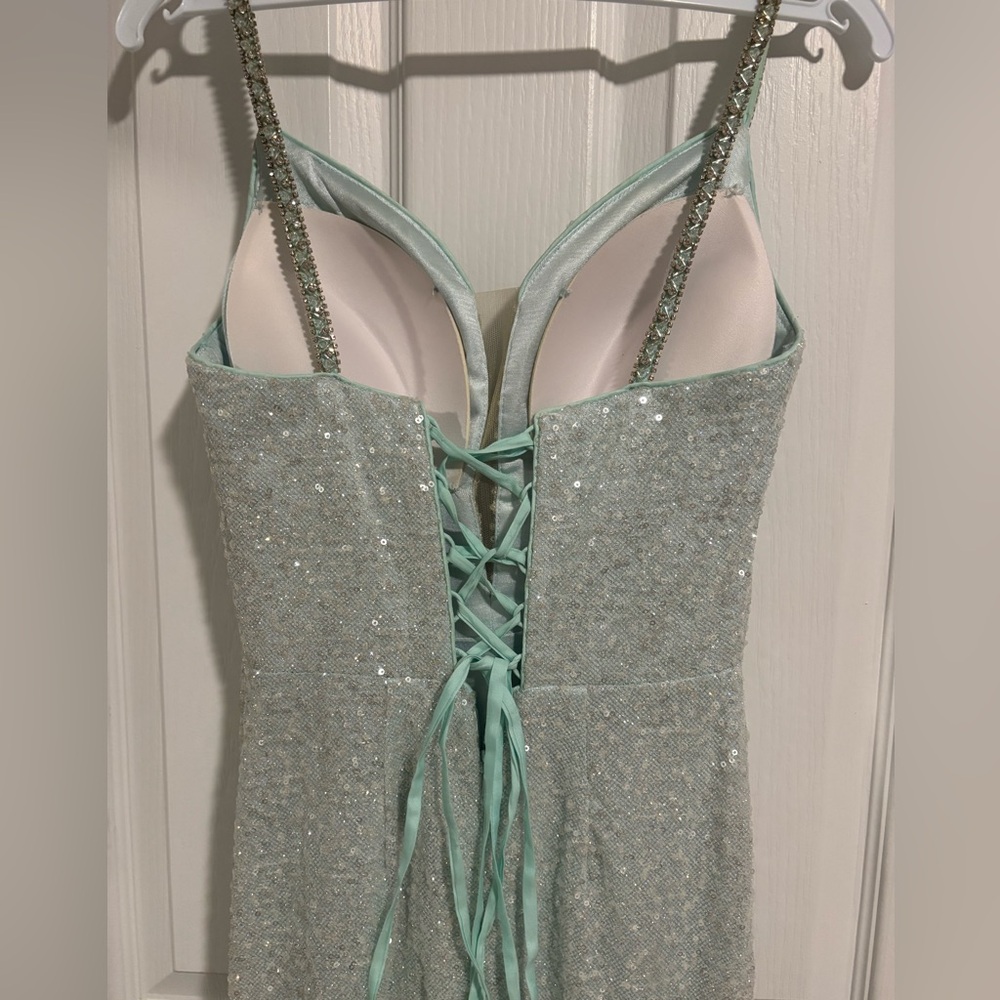Prom Dress - Picture 3 of 4